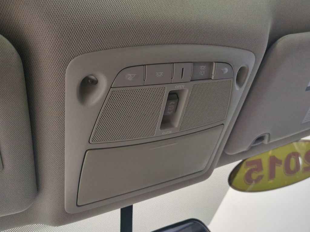 Used 2015 Nissan Rogue SL w/ SL Premium Package image 24