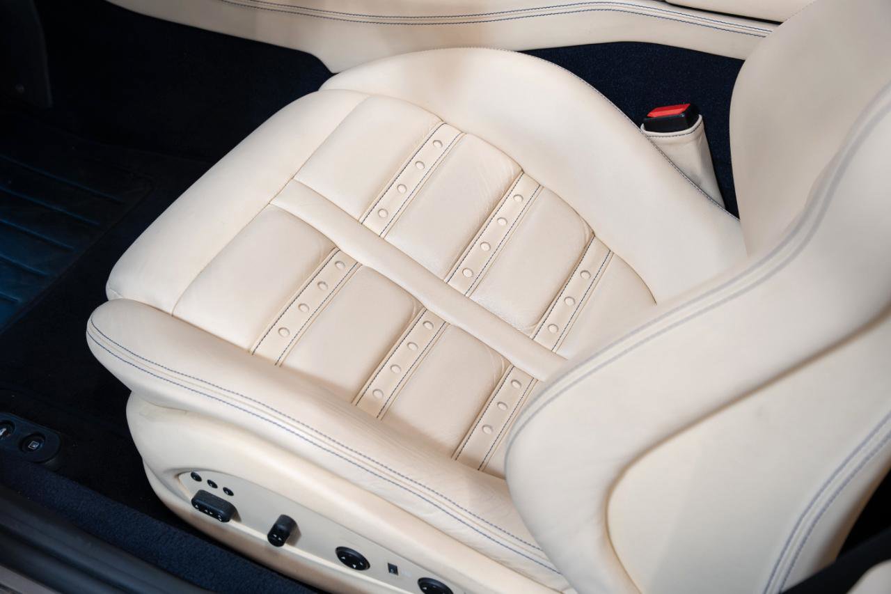 Used 2010 Ferrari California RWD image 74