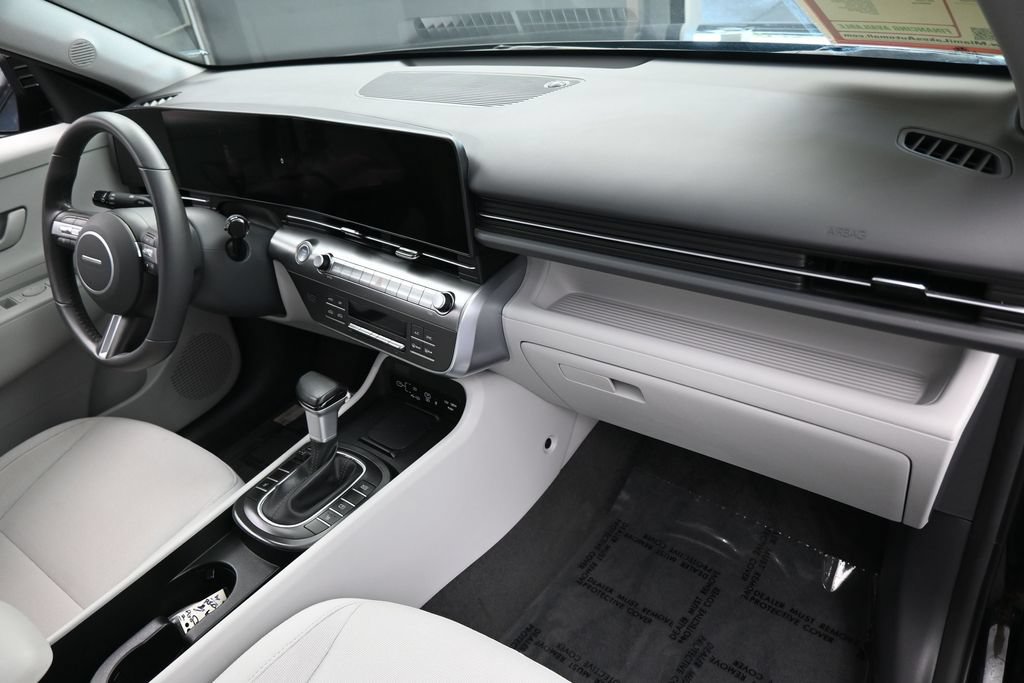 Used 2026 Hyundai Kona SEL Sport FWD image 43