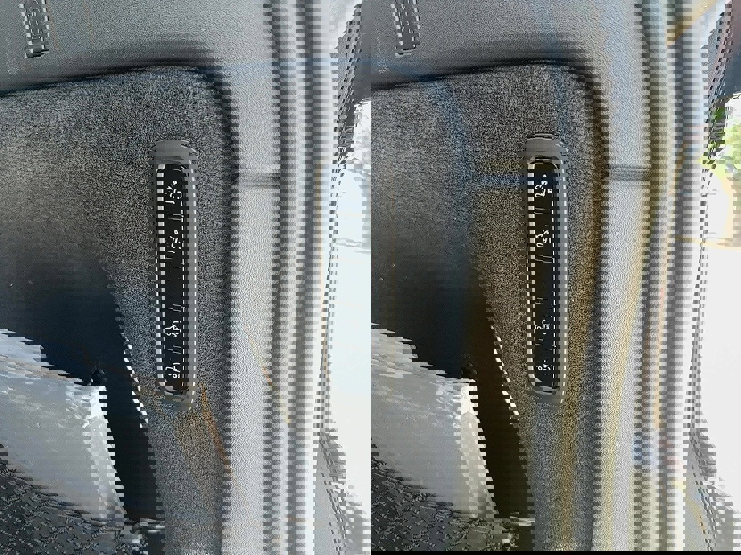 Used 2025 Volvo EX90 Ultra image 29