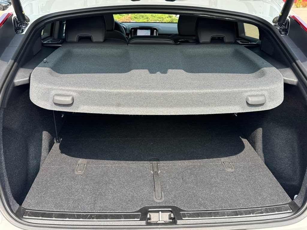 Certified 2023 Volvo C40 P8 Recharge Ultimate AWD/4WD image 5