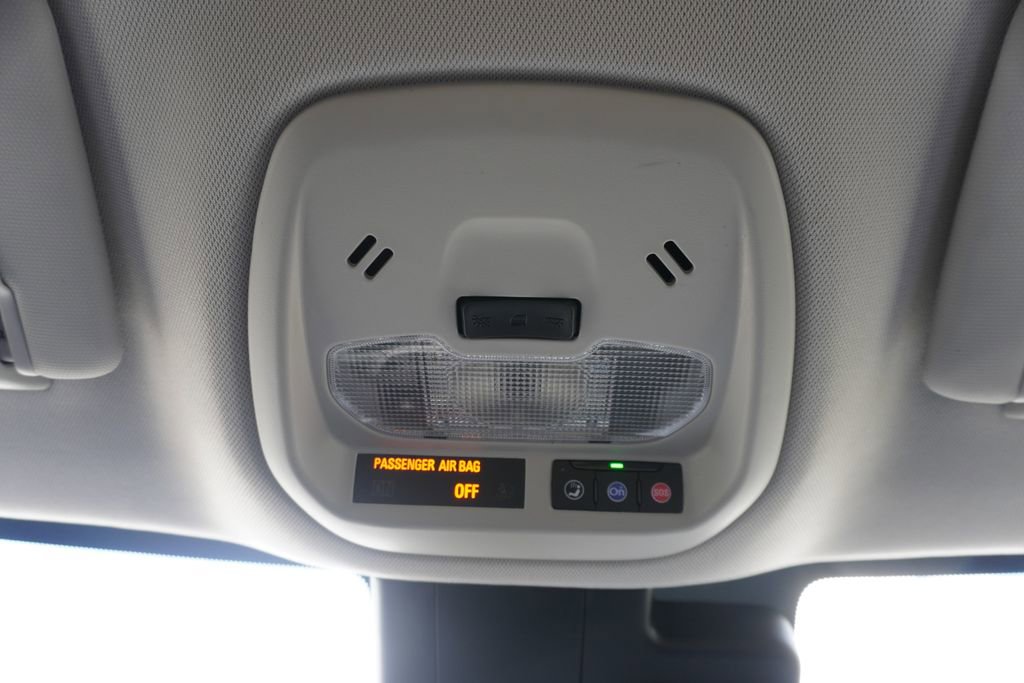 Used 2025 Chevrolet Trax LS w/ LS Convenience Package FWD image 18