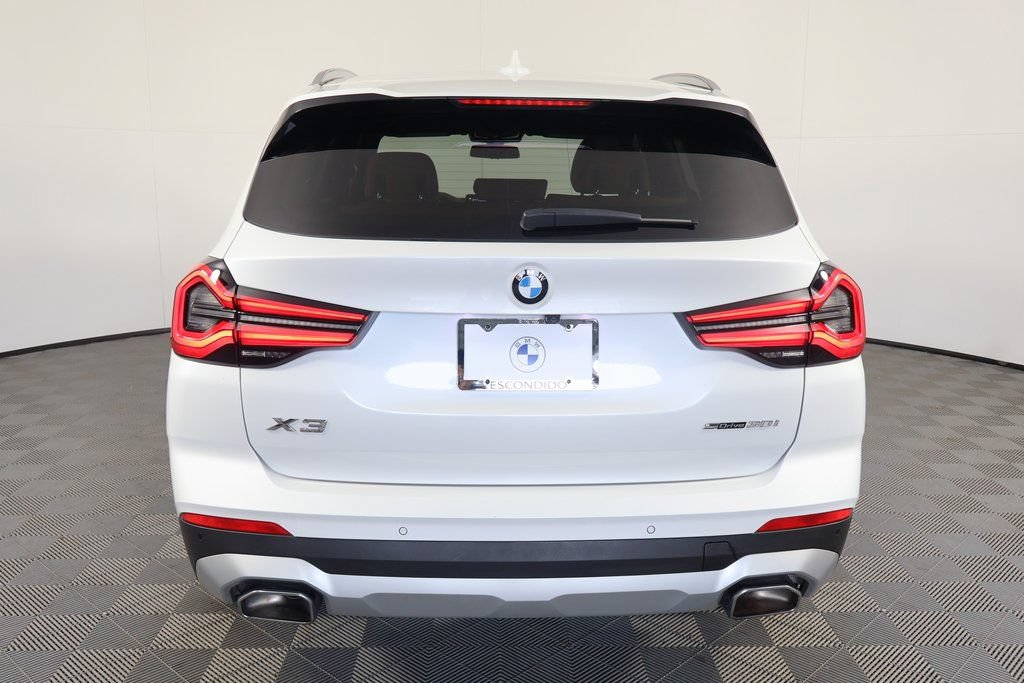 Certified 2023 BMW X3 sDrive30i w/ Premium Package RWD image 5