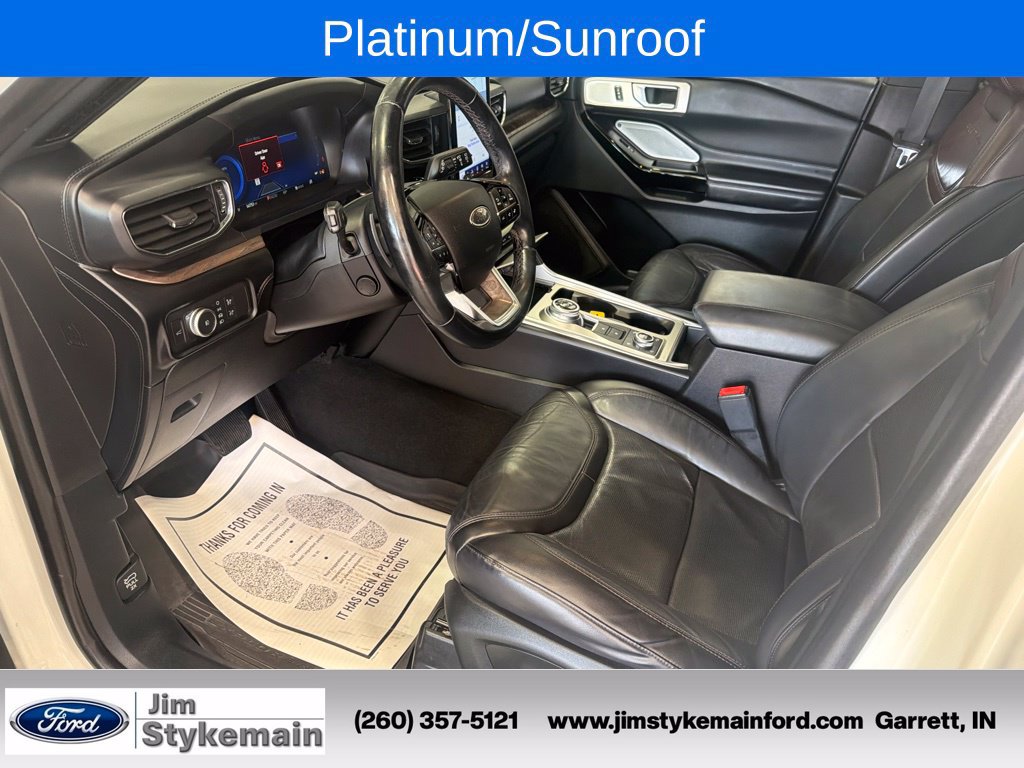 Used 2021 Ford Explorer Platinum w/ Equipment Group 601A AWD/4WD image 17