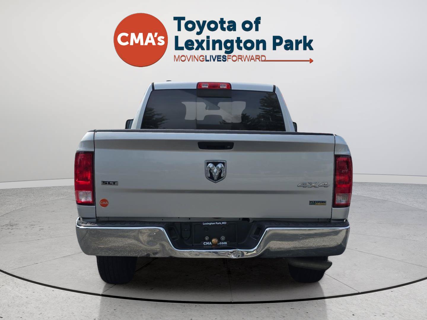 Used 2017 RAM 1500 Classic SLT AWD/4WD image 6