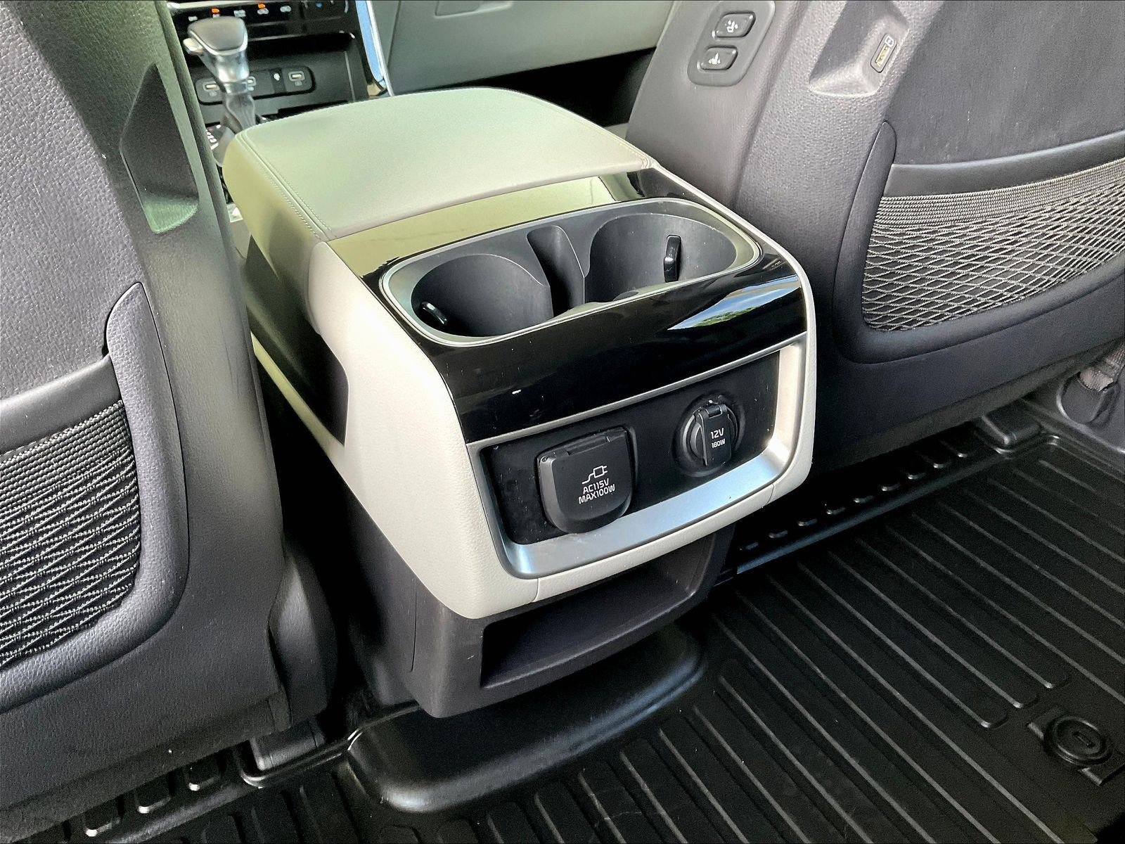 Used 2024 Kia Carnival SX Prestige FWD image 10