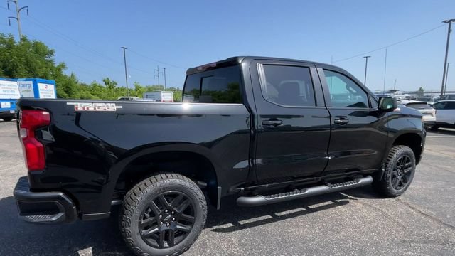 New 2026 Chevrolet Silverado 1500 LT Trail Boss w/ LT Trail Boss Premium Package AWD/4WD image 2
