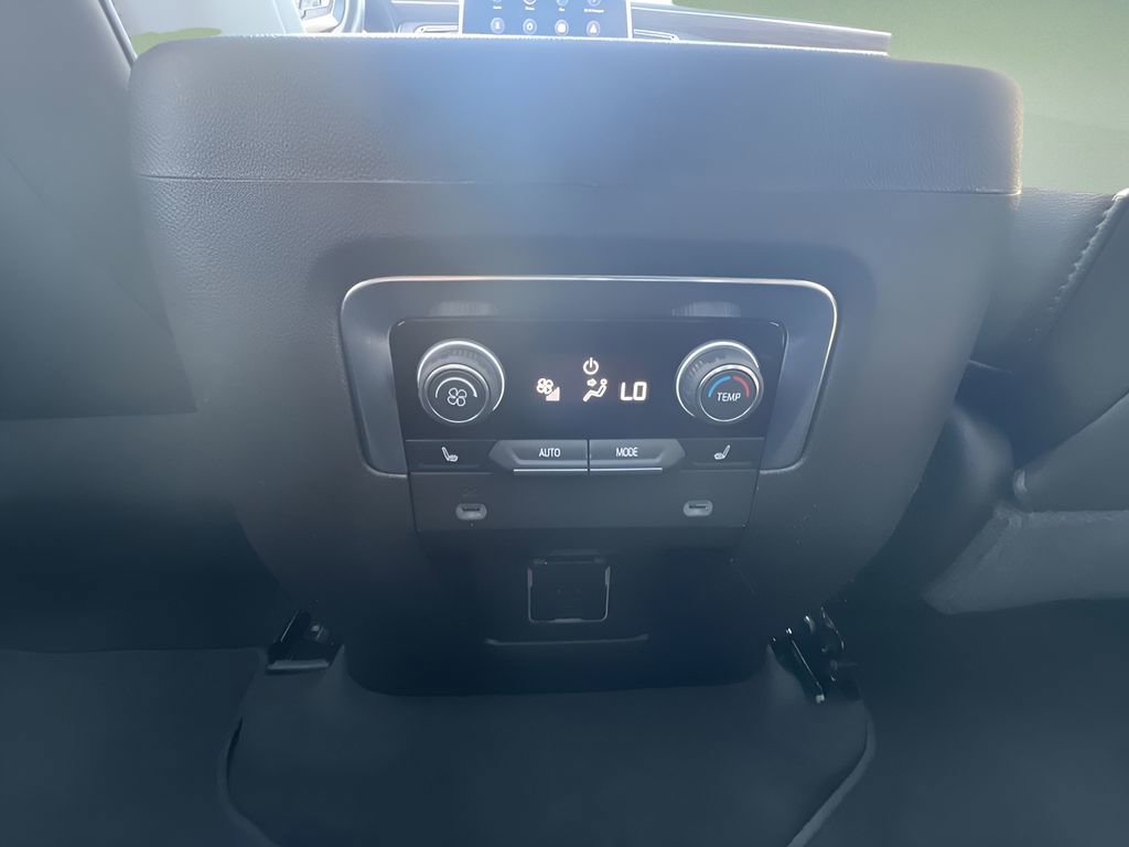 Certified 2021 Chevrolet Tahoe Premier w/ Premium Package image 22