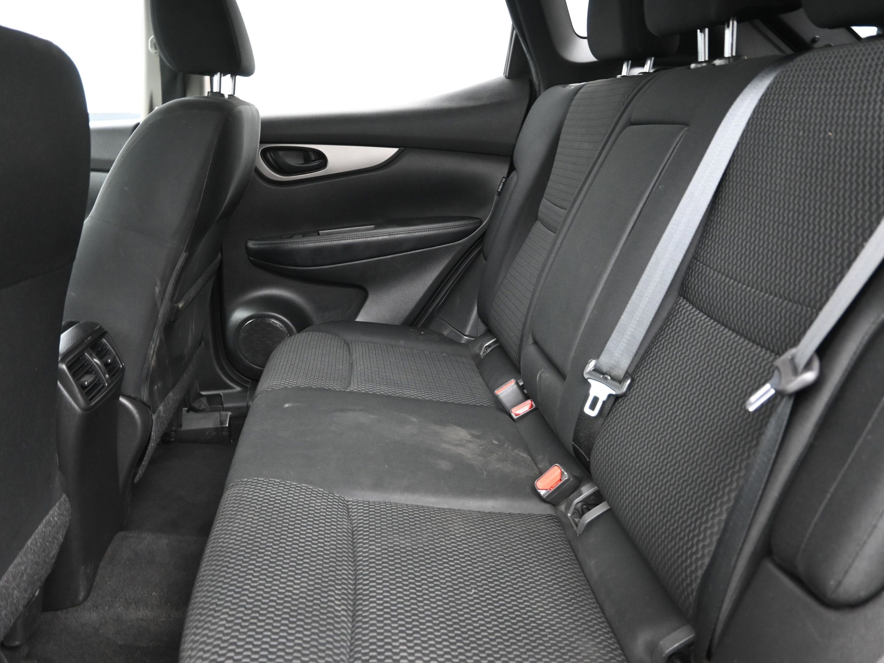 Used 2020 Nissan Rogue Sport S image 22