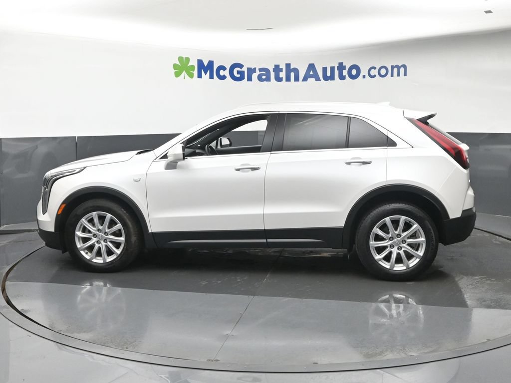 Used 2022 Cadillac XT4 Luxury w/ Cold Weather Package AWD/4WD image 22