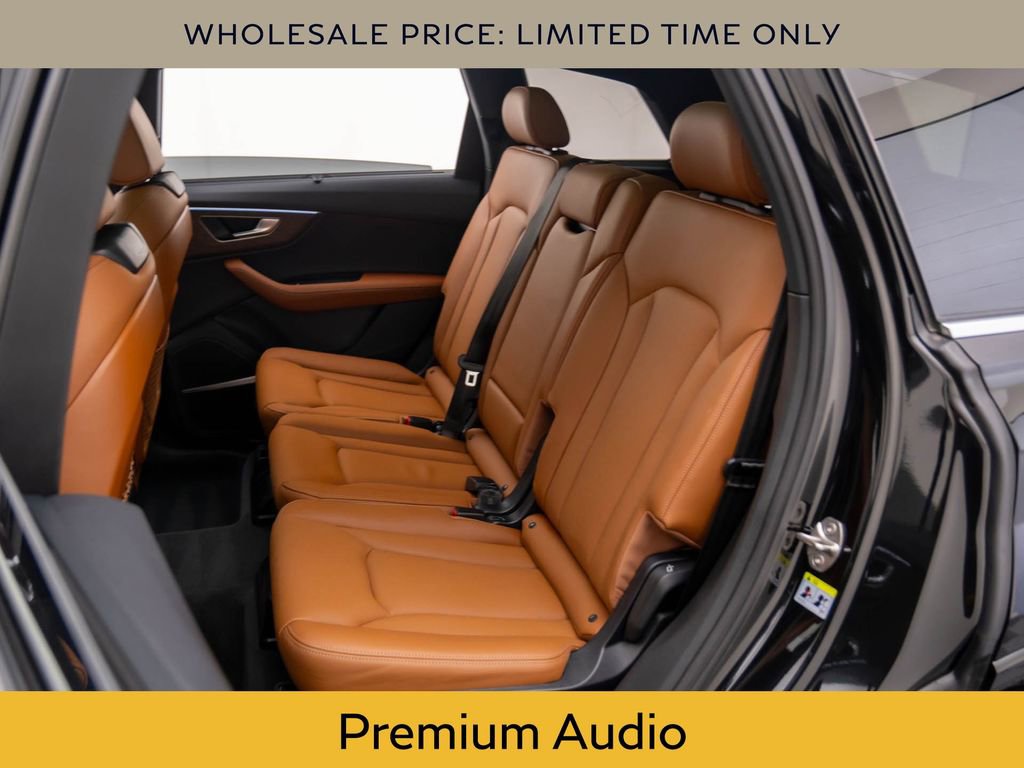 Used 2025 Audi Q7 3.0T Prestige w/ Prestige Package image 17