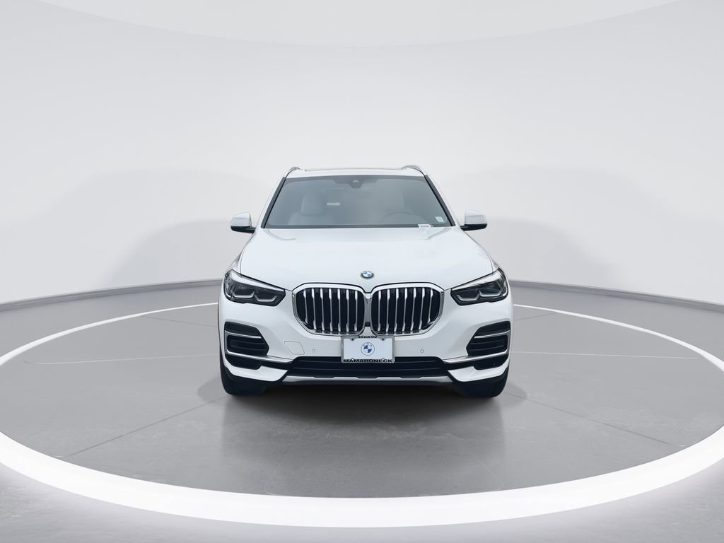 Certified 2023 BMW X5 xDrive40i w/ Climate Comfort Package image 3