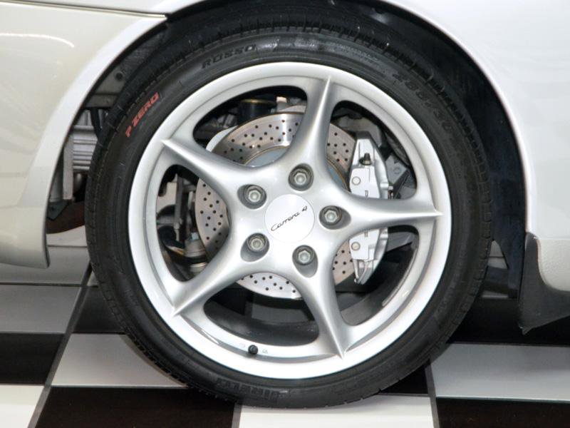 Used 2003 Porsche 911 Cabriolet image 16