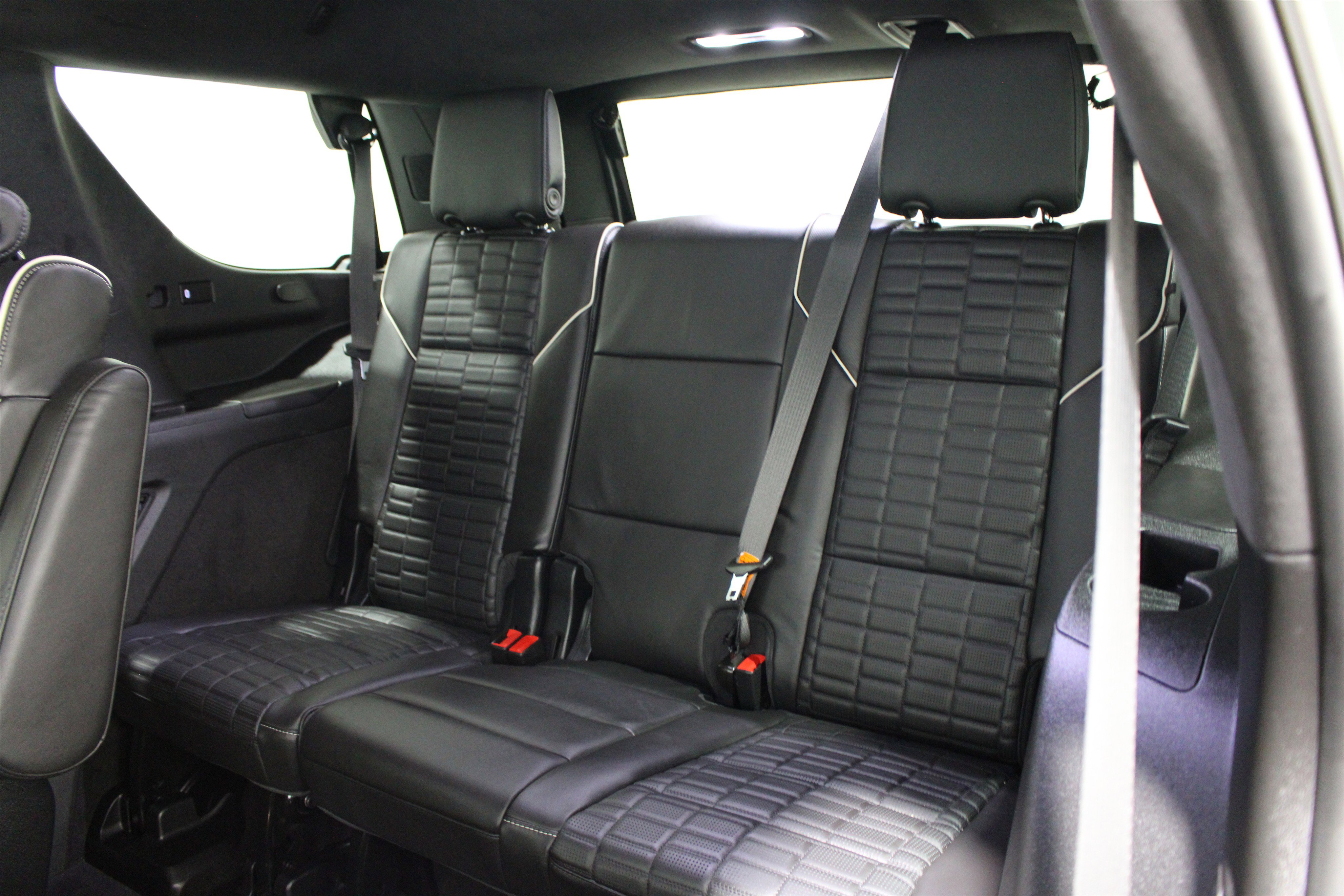 Certified 2024 Cadillac Escalade Sport Platinum w/ LPO, ONYX Package AWD/4WD image 22