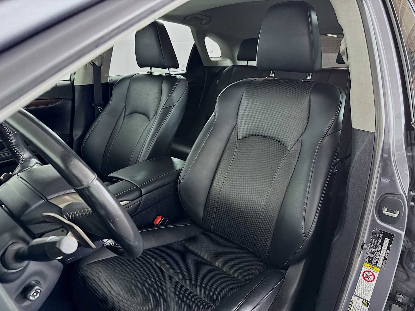 Used 2020 Lexus RX 450h AWD w/ Premium Package image 11