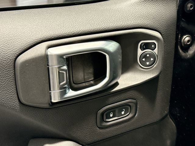 Used 2021 Jeep Gladiator Overland w/ Cold Weather Group image 15