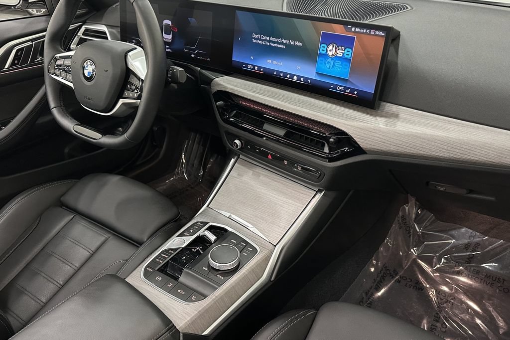 Used 2025 BMW 430i Convertible w/ Premium Package RWD image 18