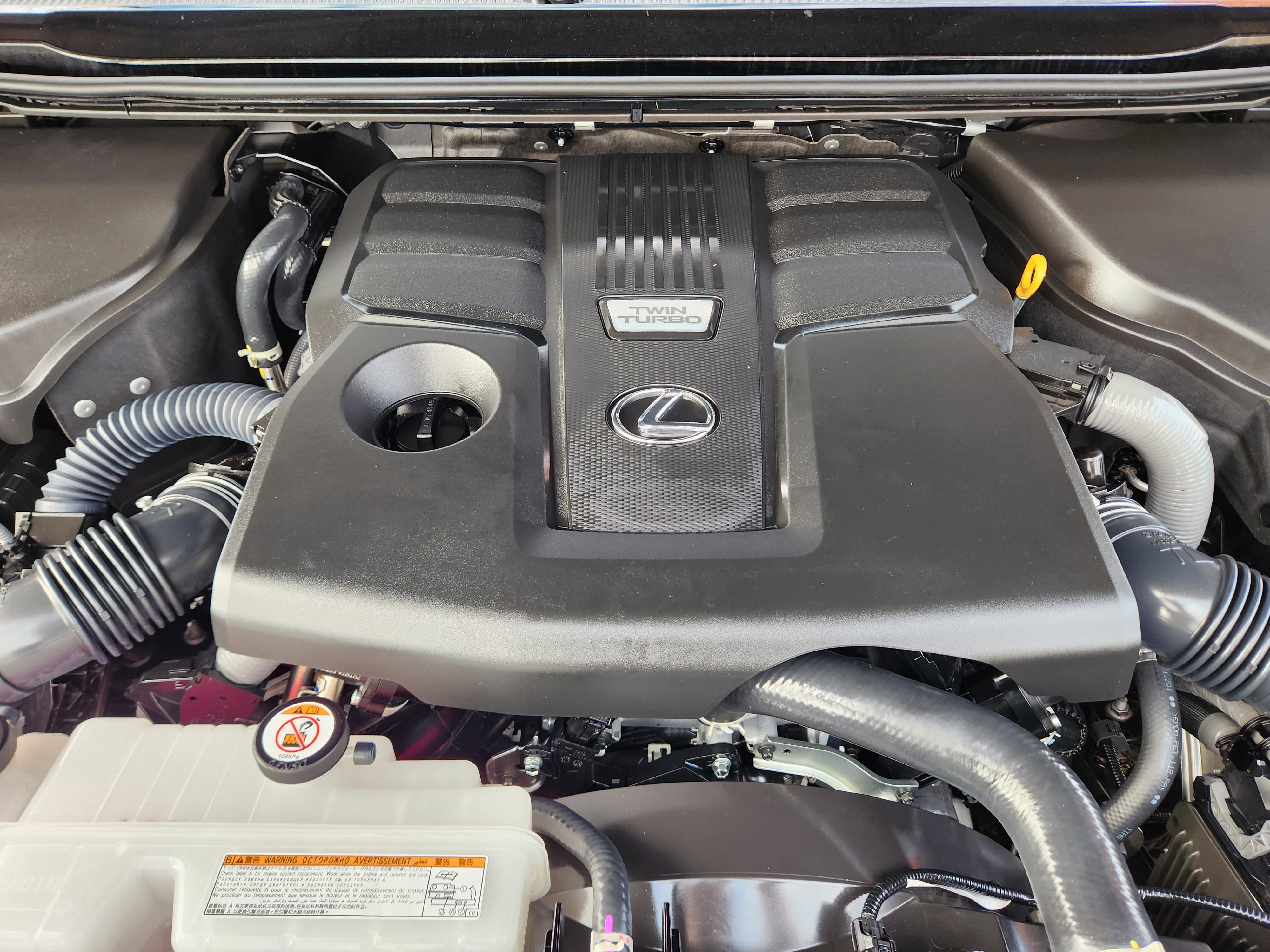 Used 2025 Lexus GX 550 image 40