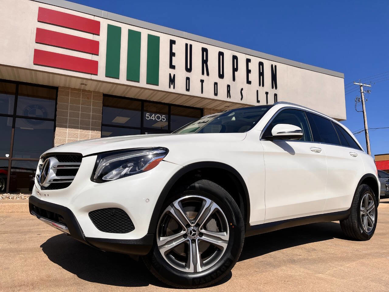Used 2018 Mercedes-Benz GLC 300 4MATIC image 1