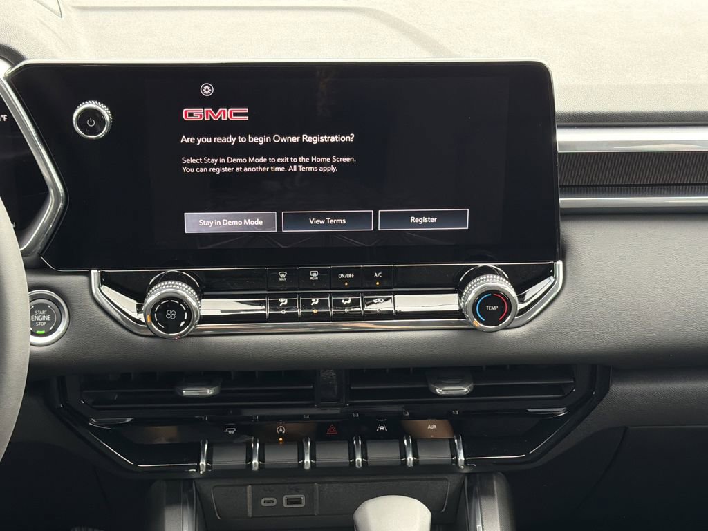 New 2026 GMC Canyon Elevation image 4