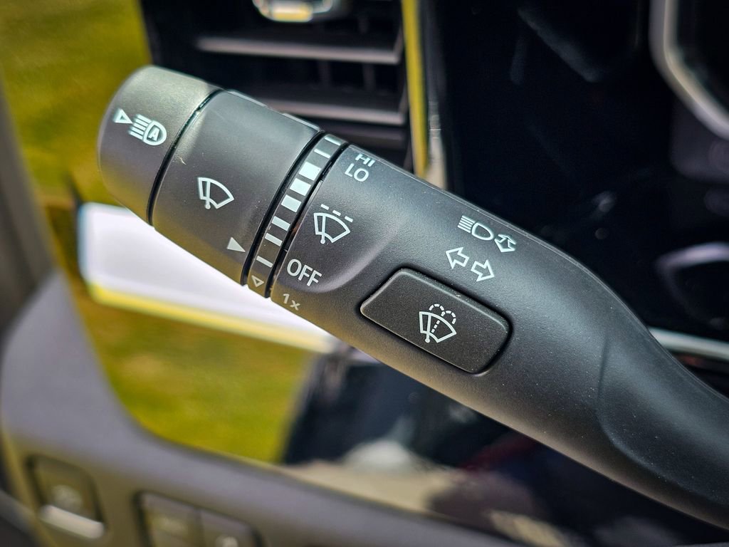 New 2026 GMC Sierra 2500 SLT w/ SLT Premium Package image 22