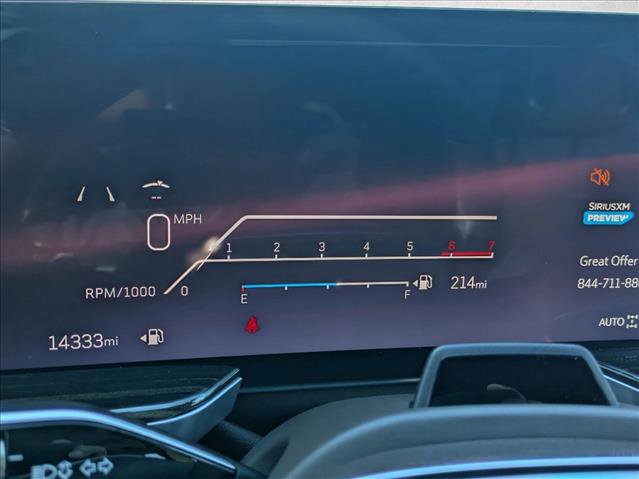 Used 2025 Cadillac Escalade ESV Premium Luxury image 11