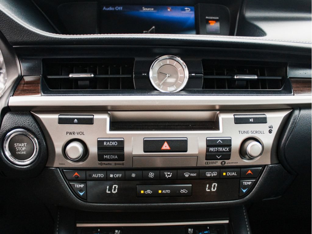 Used 2018 Lexus ES 350 w/ Navigation System Package FWD image 19