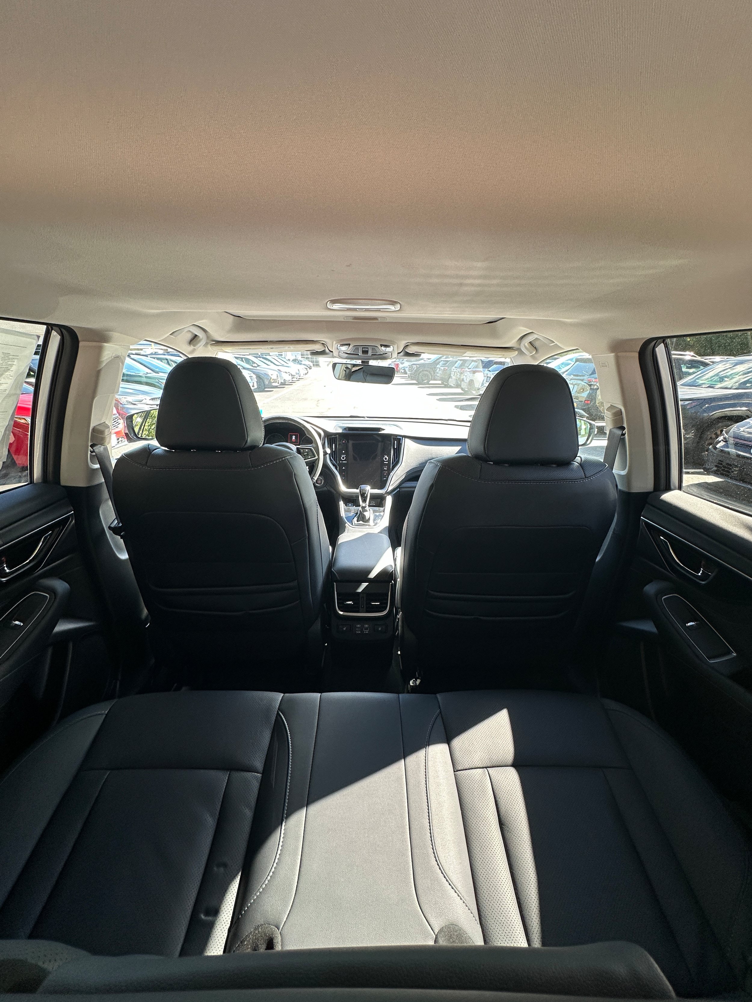 Used 2025 Subaru Outback Limited AWD/4WD image 14