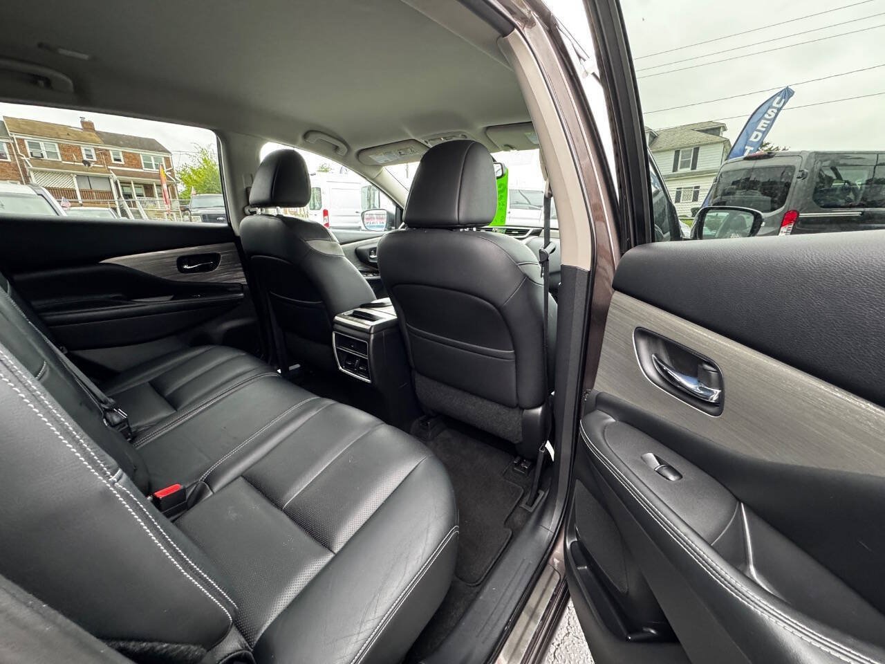 Used 2015 Nissan Murano SL w/ Cargo Package AWD/4WD image 9