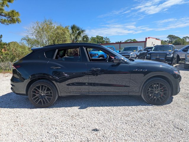 Used 2022 Maserati Levante Modena image 4