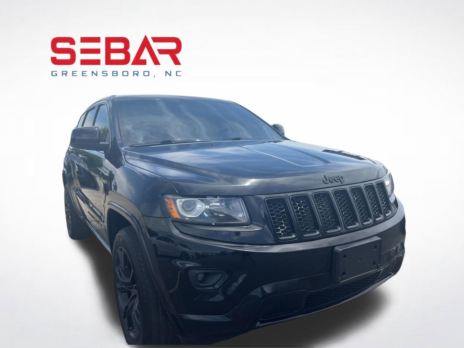 Used 2014 Jeep Grand Cherokee Altitude AWD/4WD image 8