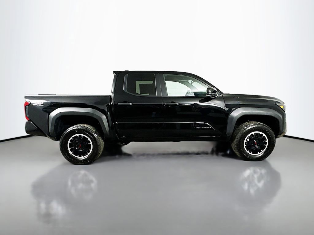 Used 2024 Toyota Tacoma TRD Off-Road image 7