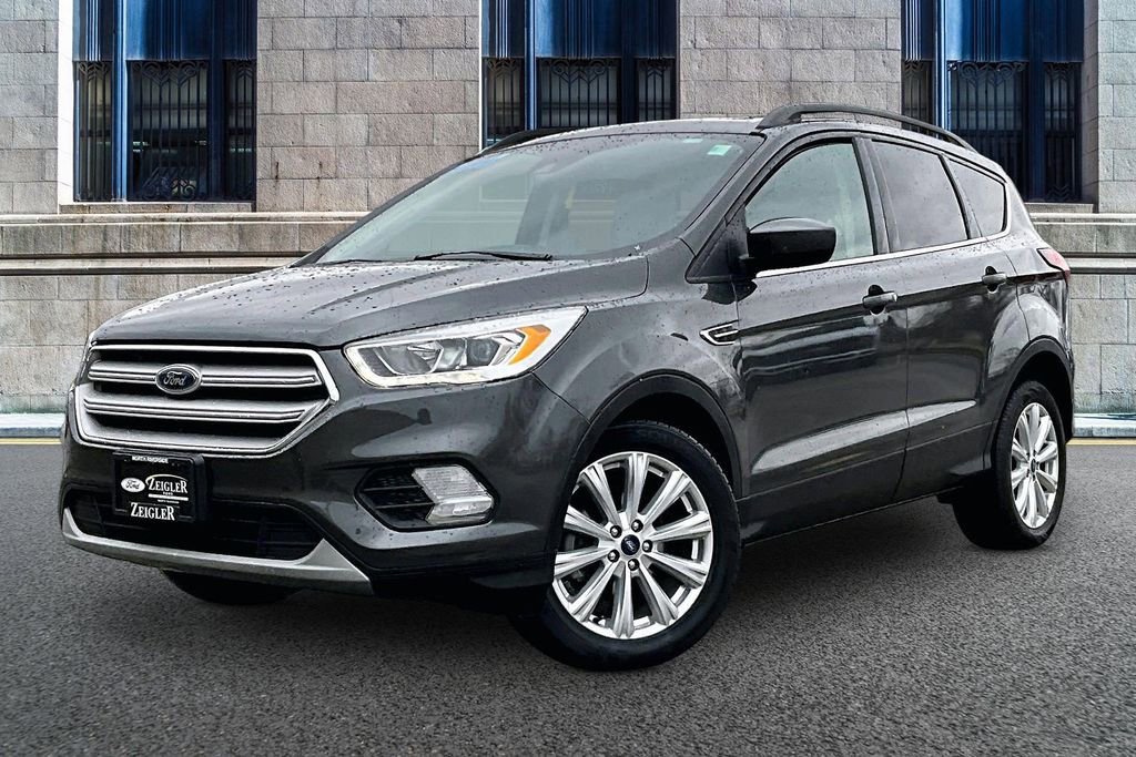 Used 2019 Ford Escape SEL video 2