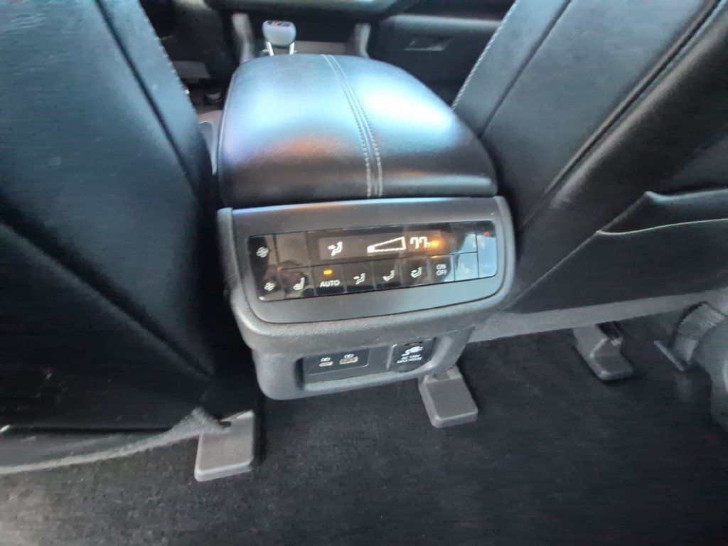 Used 2022 Nissan Pathfinder Platinum w/ Cargo Package FWD image 28