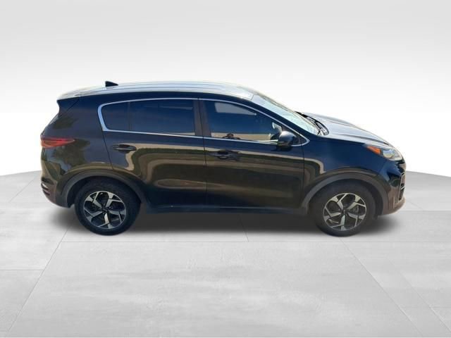 Used 2020 Kia Sportage LX FWD image 2