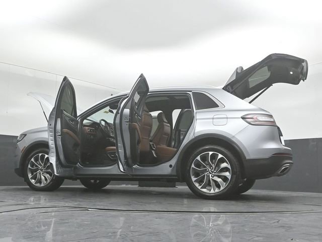 Certified 2023 Lincoln Nautilus Reserve w/ Luxury Package image 58