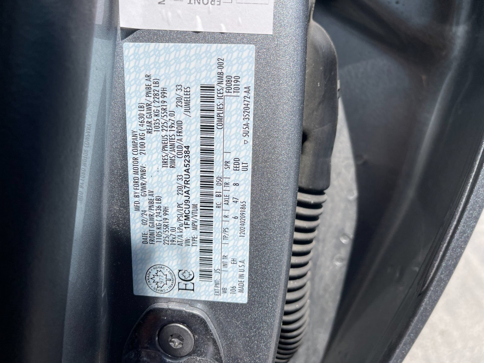 Used 2024 Ford Escape Platinum AWD/4WD image 33