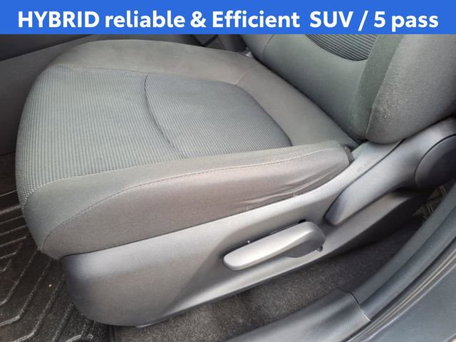 Used 2023 Toyota RAV4 LE FWD image 4