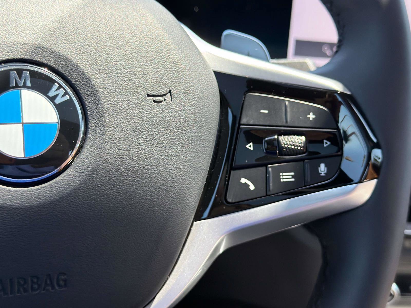 Used 2025 BMW 230i Coupe w/ Premium Package RWD image 11