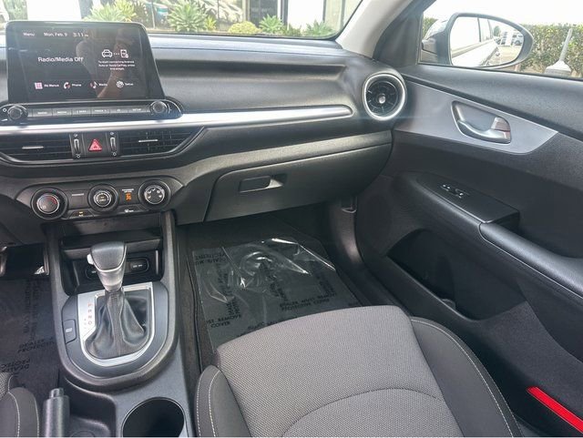 Certified 2023 Kia Forte LXS w/ LXS Technology Package FWD image 13