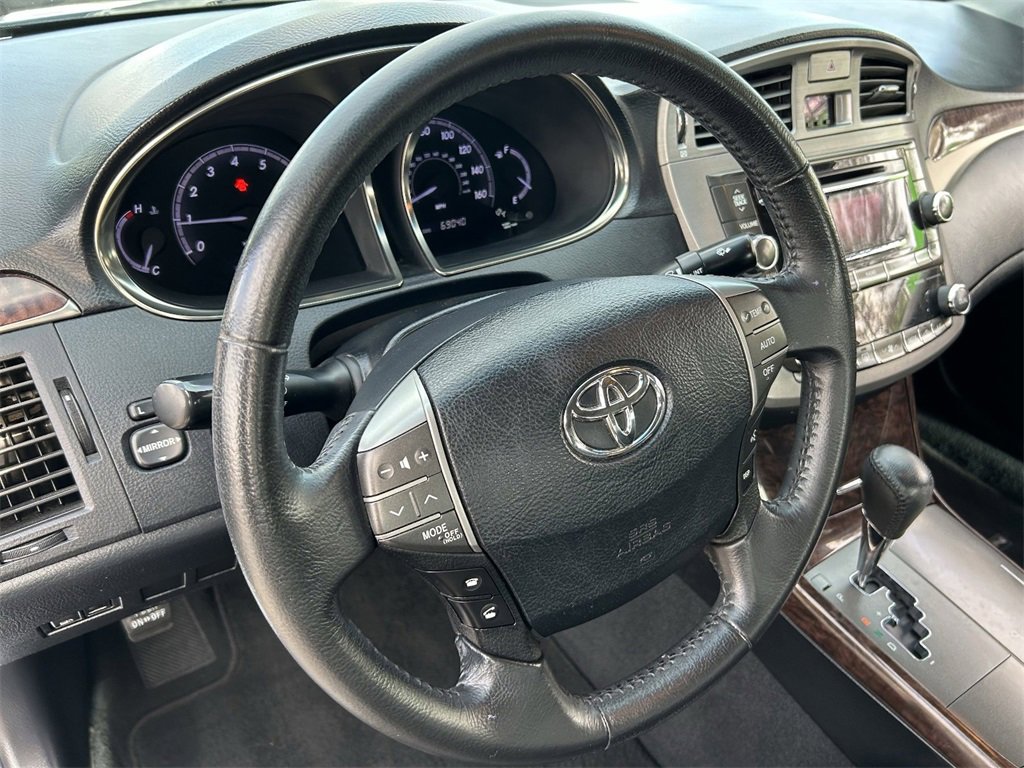 Used 2012 Toyota Avalon image 22