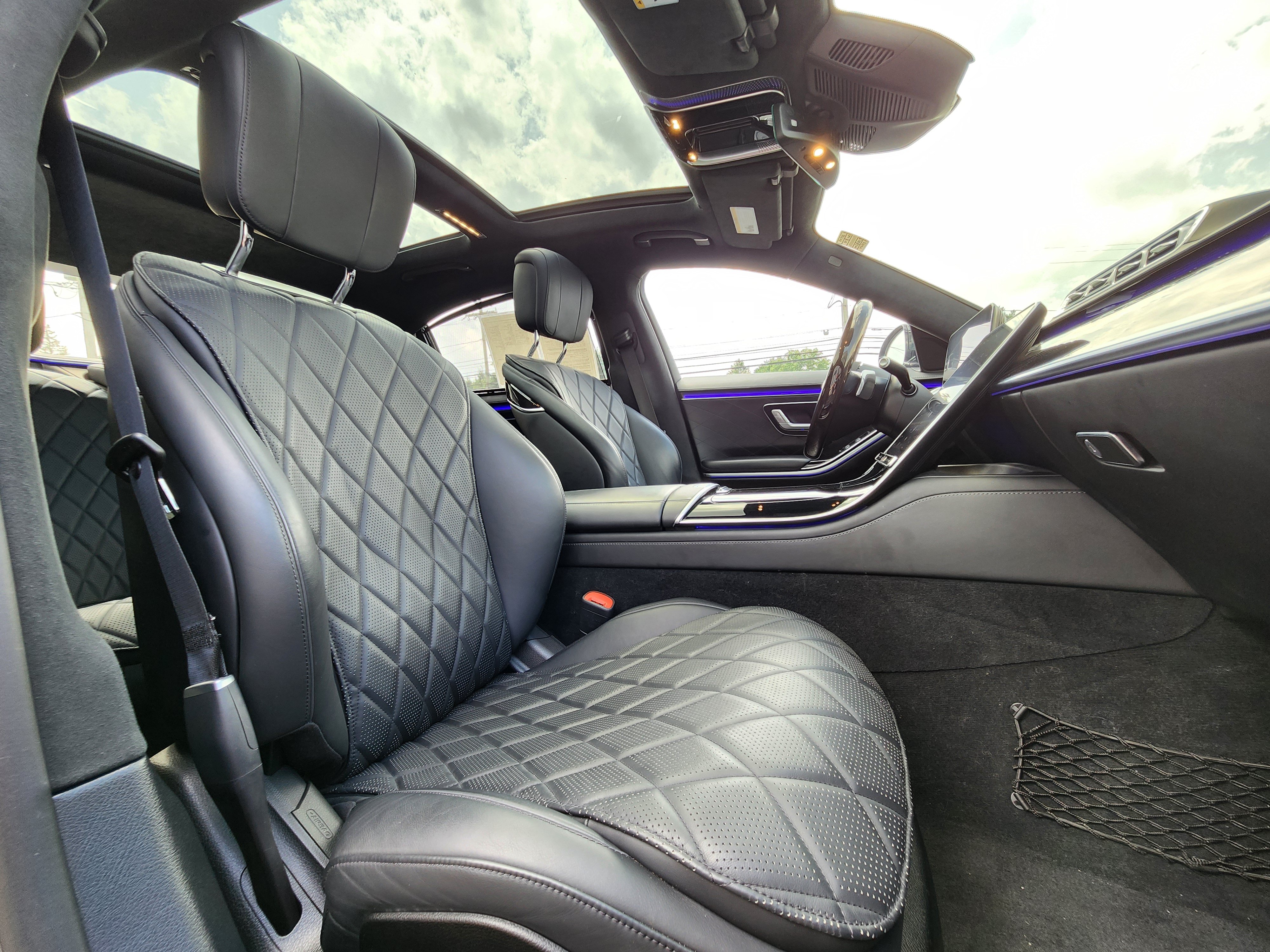 Used 2021 Mercedes-Benz S 580 4MATIC Sedan w/ AMG Line image 39
