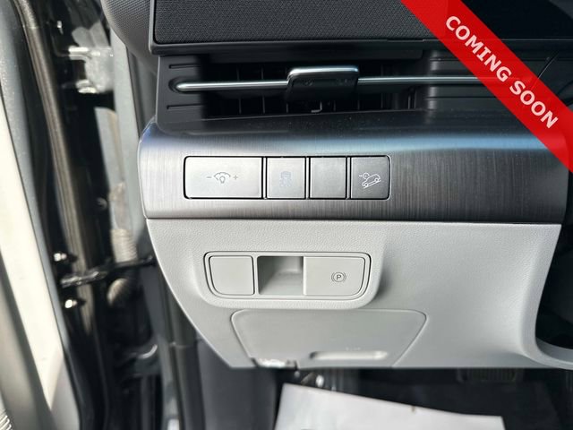 Used 2025 Hyundai Kona SEL image 29
