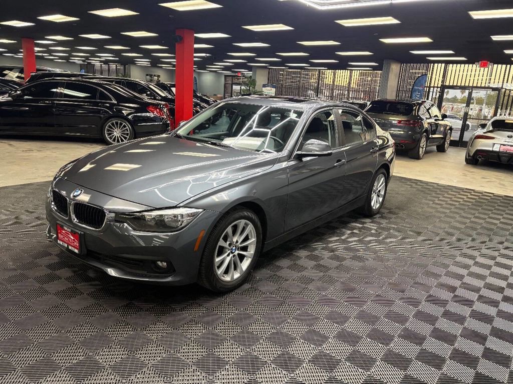 Used 2016 BMW 320i xDrive Sedan AWD/4WD image 7