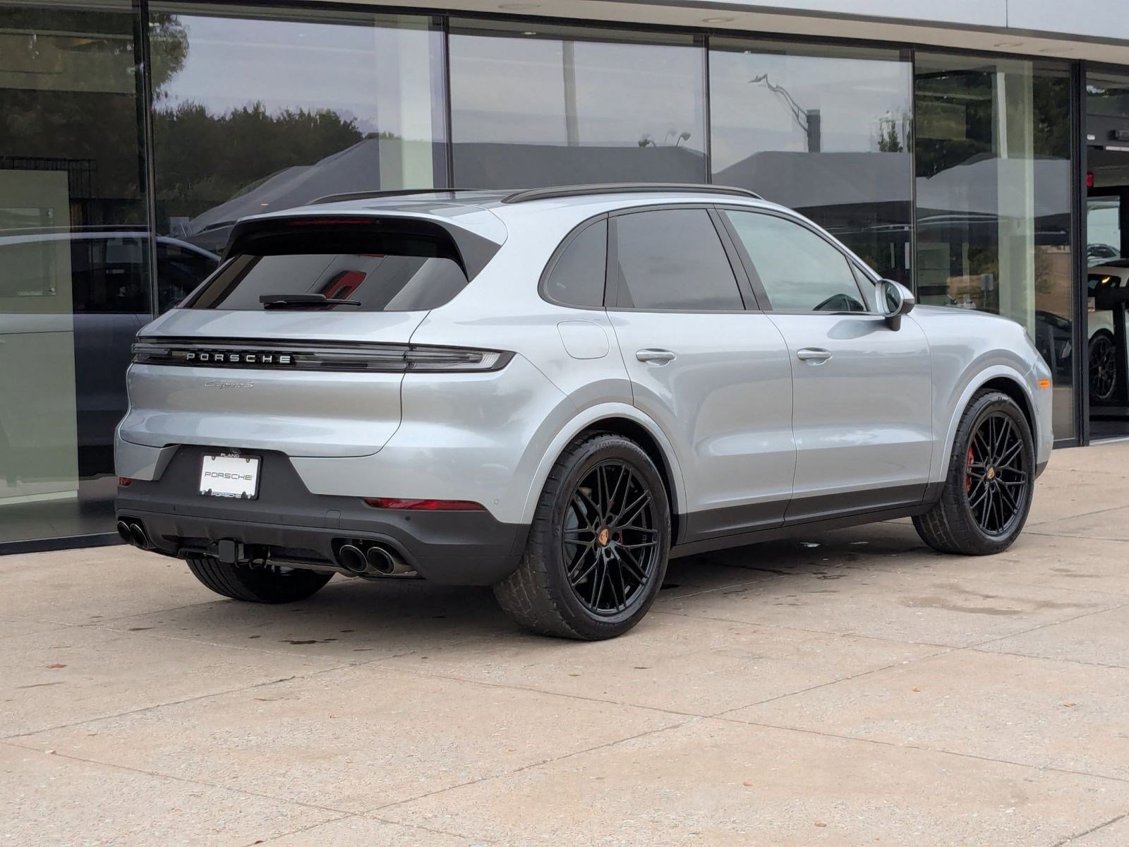 New 2026 Porsche Cayenne S image 9
