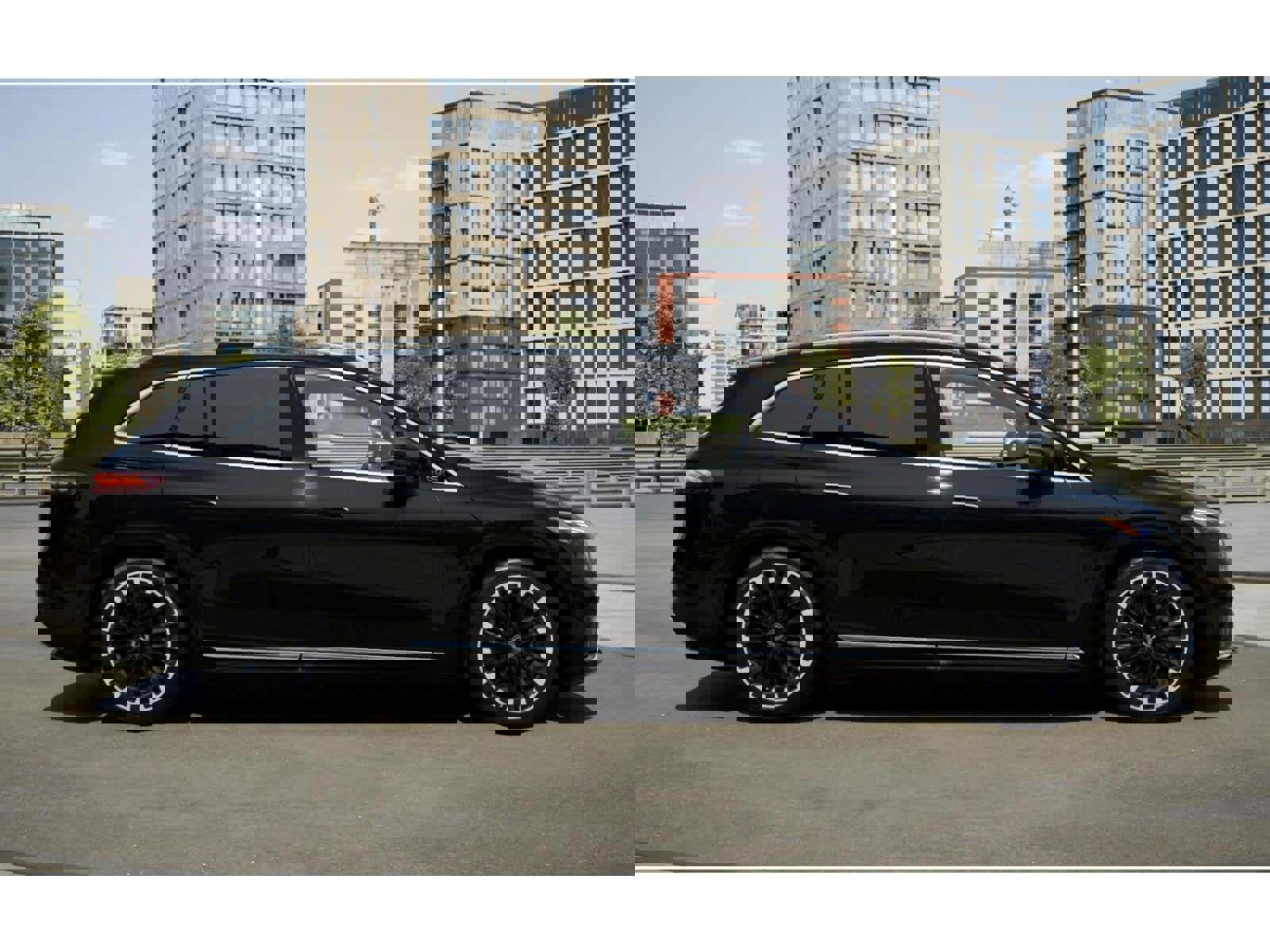 New 2026 Mercedes-Benz EQS 550 4MATIC SUV image 2