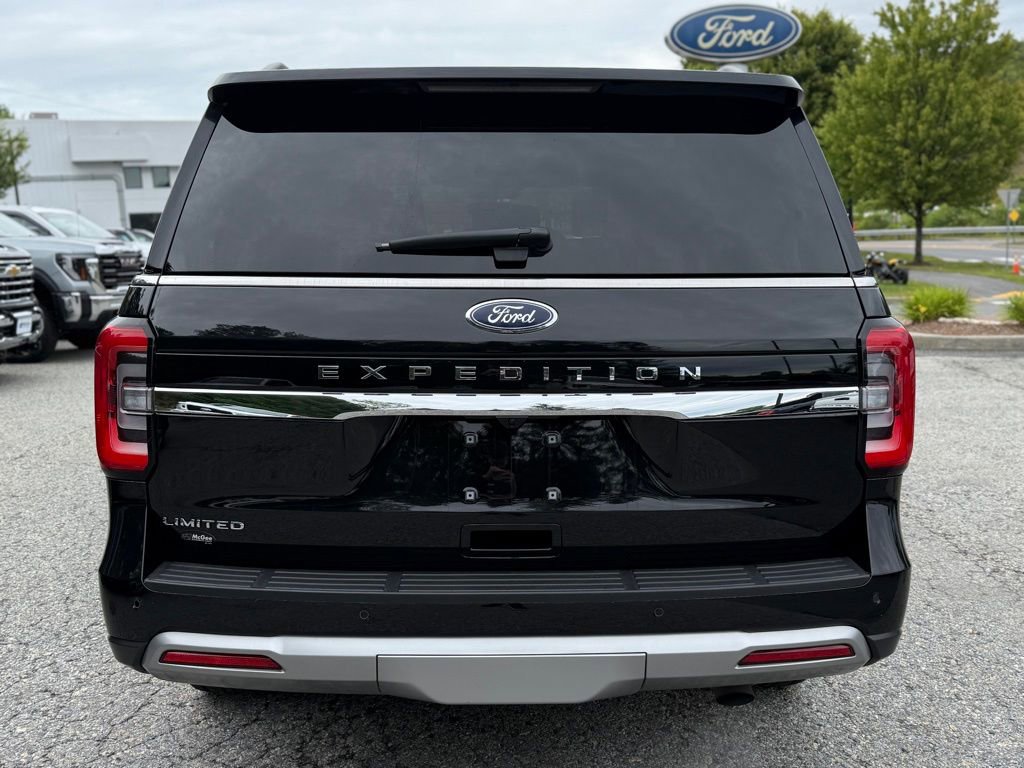 Certified 2024 Ford Expedition Limited image 4