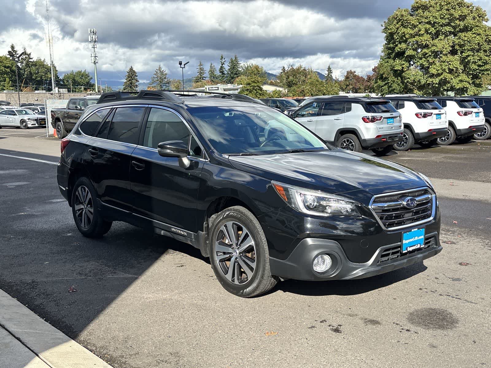 Used 2018 Subaru Outback 2.5i Limited AWD/4WD image 4