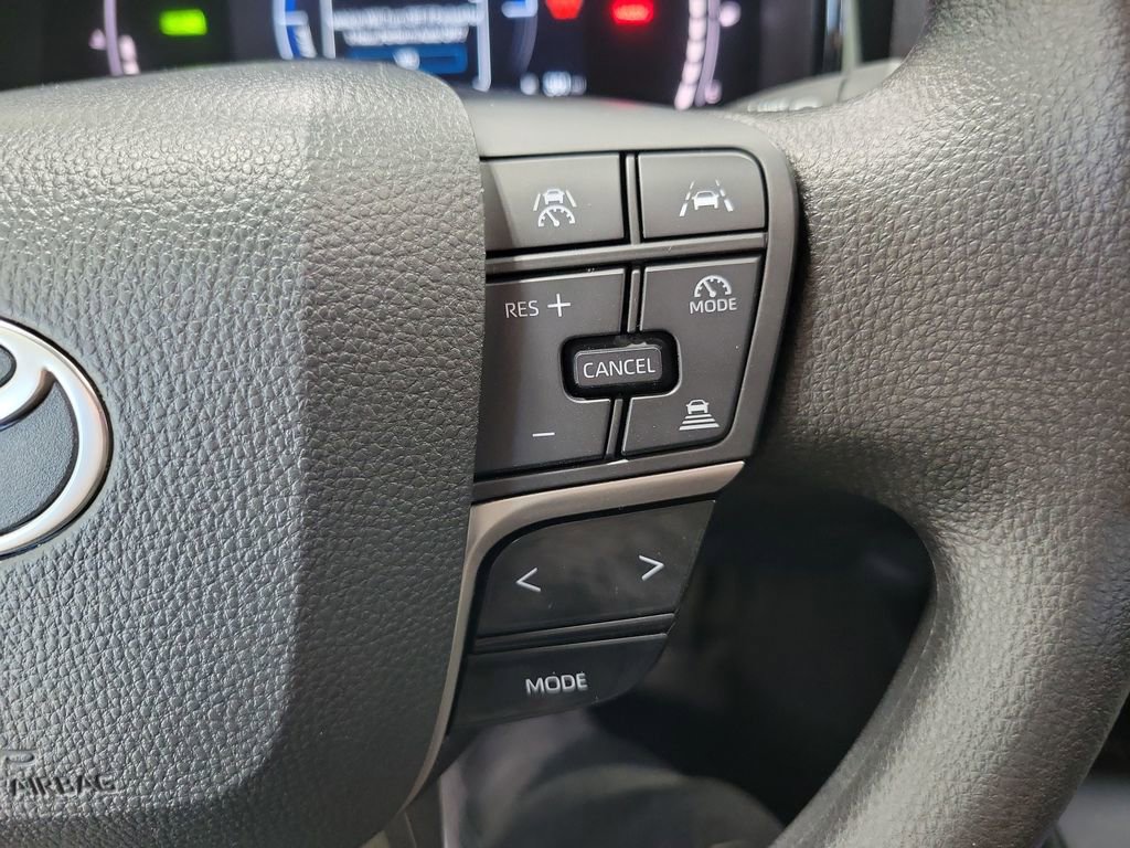 Used 2025 Toyota Camry LE FWD image 37