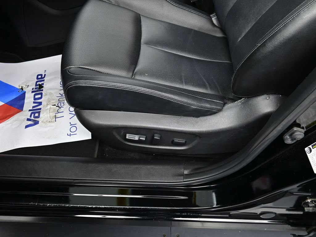 Used 2018 Nissan Rogue Sport SL w/ SL Premium Package image 15